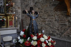 일본의 성 프란치스코 블랑코_photo by Estevoaei_in the Chapel of San Francisco Blanco de Outarelo in Galicia_Spain.jpg
